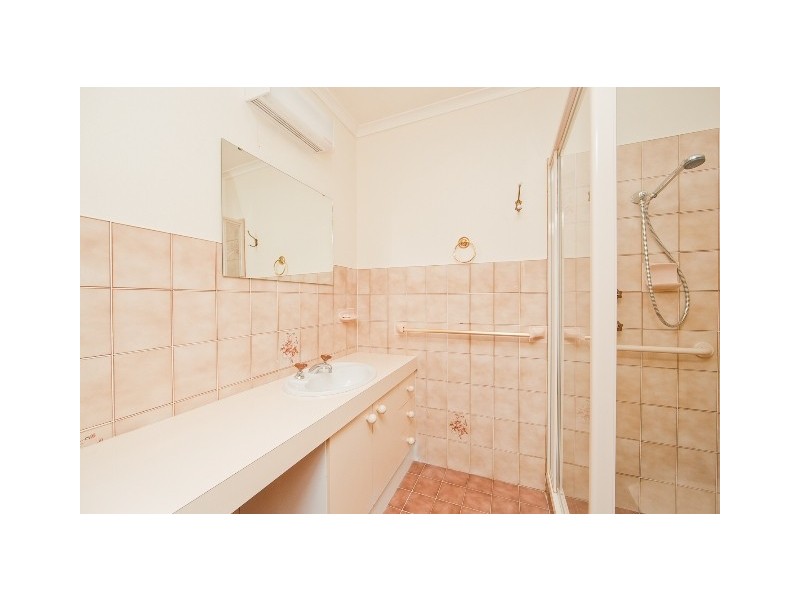 16 Kinchela Court, Latham ACT 2615