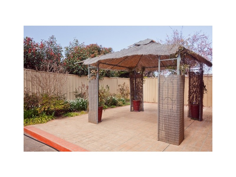 16 Kinchela Court, Latham ACT 2615