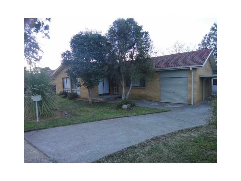 35 Drysdale Circuit, Kambah ACT 2902
