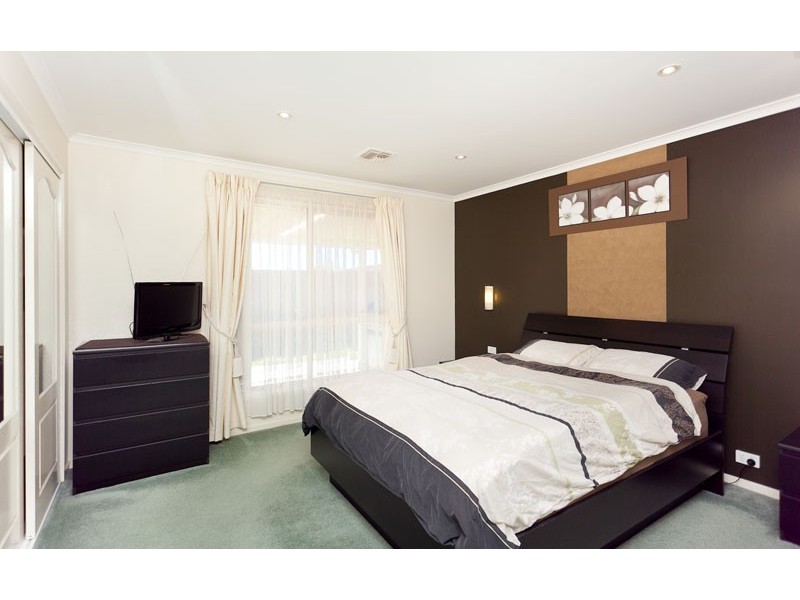 75 Shoobridge Circuit, Dunlop ACT 2615