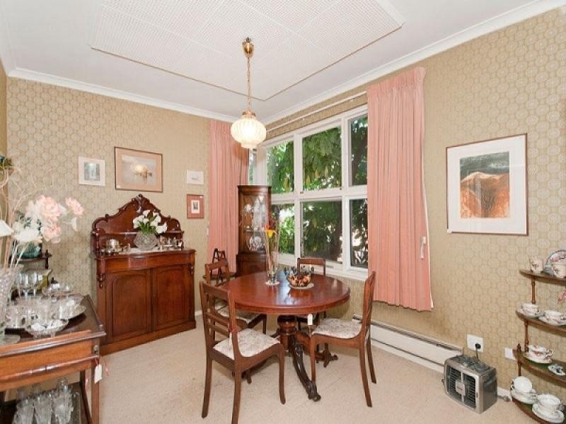 21 Gawler Crescent, Deakin ACT 2600