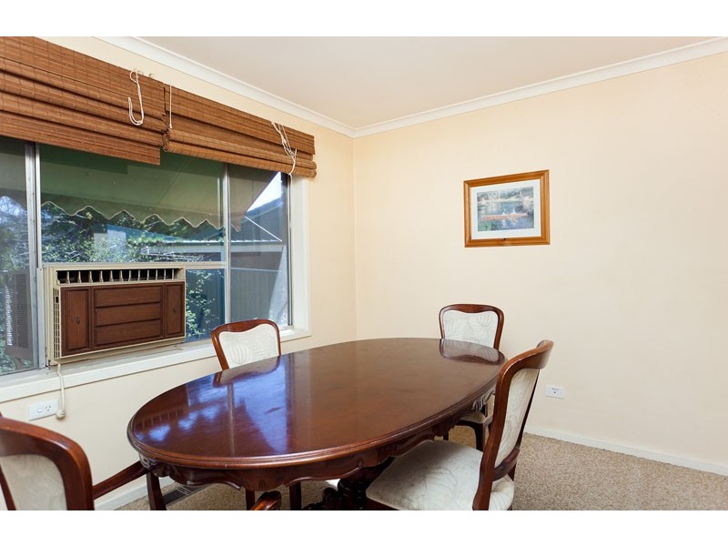 2 Badgery Street, Macquarie ACT 2614