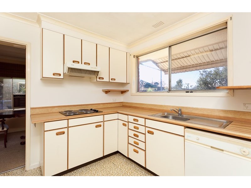 2 Badgery Street, Macquarie ACT 2614