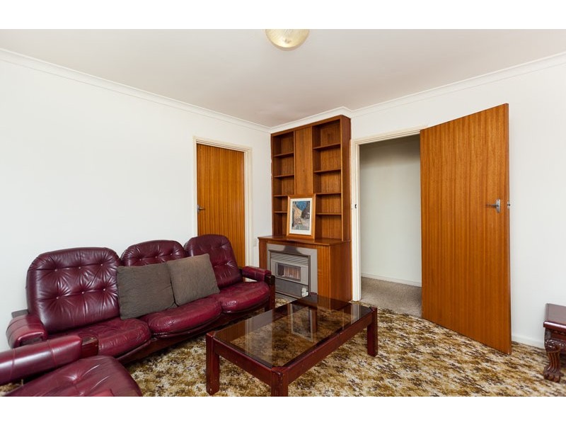2 Badgery Street, Macquarie ACT 2614