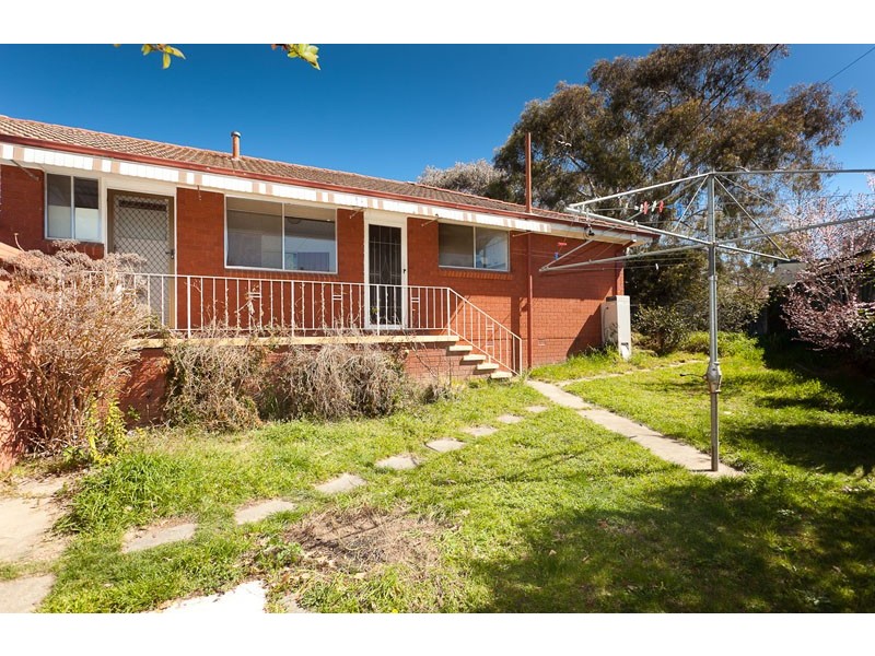 2 Badgery Street, Macquarie ACT 2614