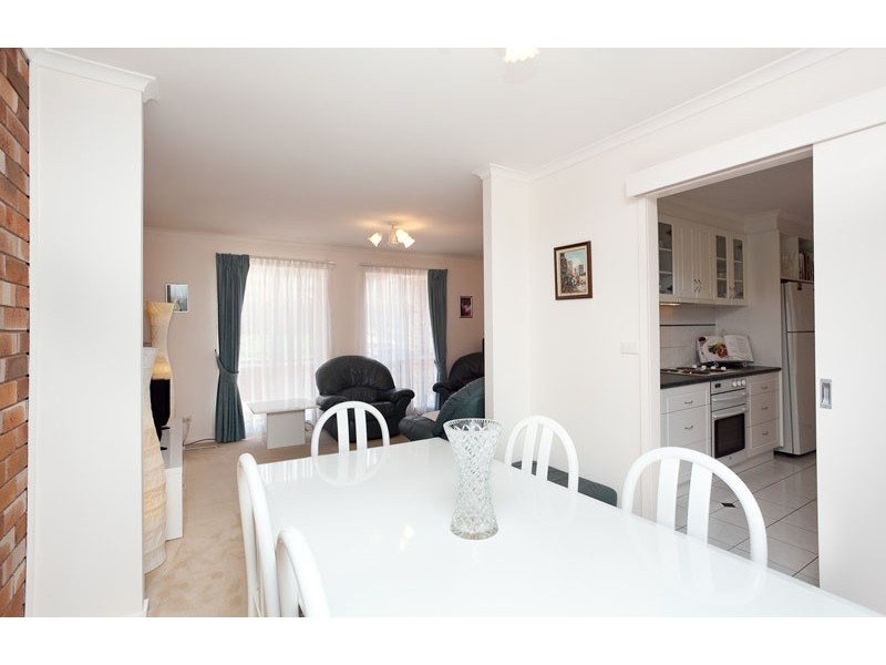 35 Enid Lorimer Circuit, Chisholm ACT 2905