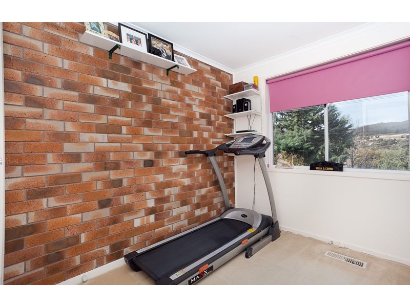 35 Enid Lorimer Circuit, Chisholm ACT 2905