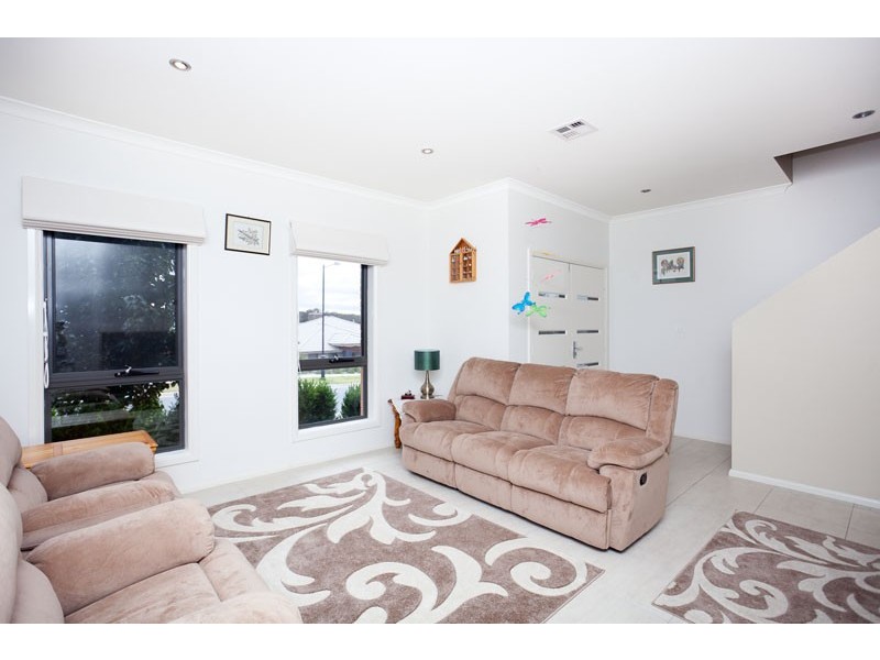 7 Arndt Street, Forde ACT 2914
