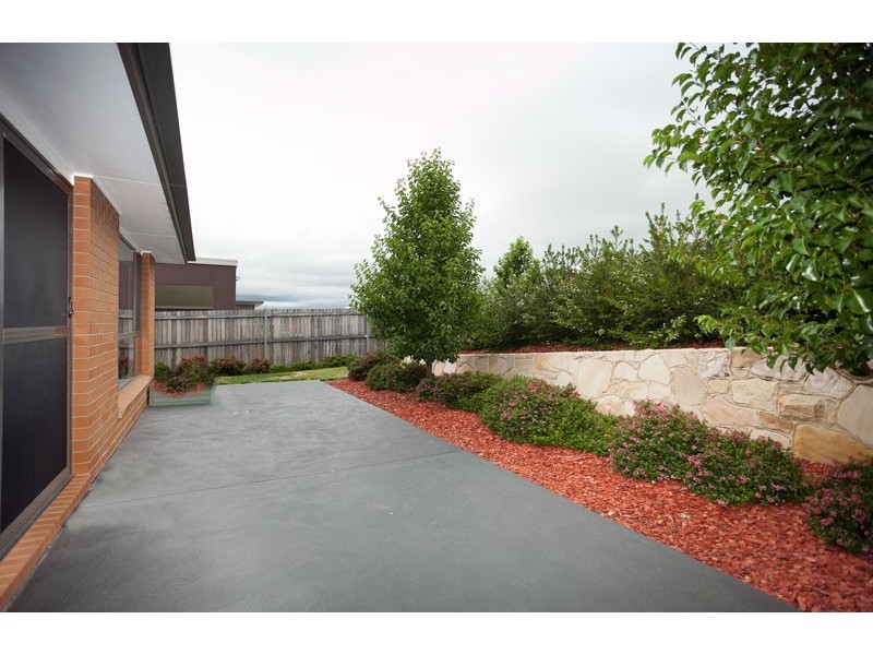 7 Arndt Street, Forde ACT 2914