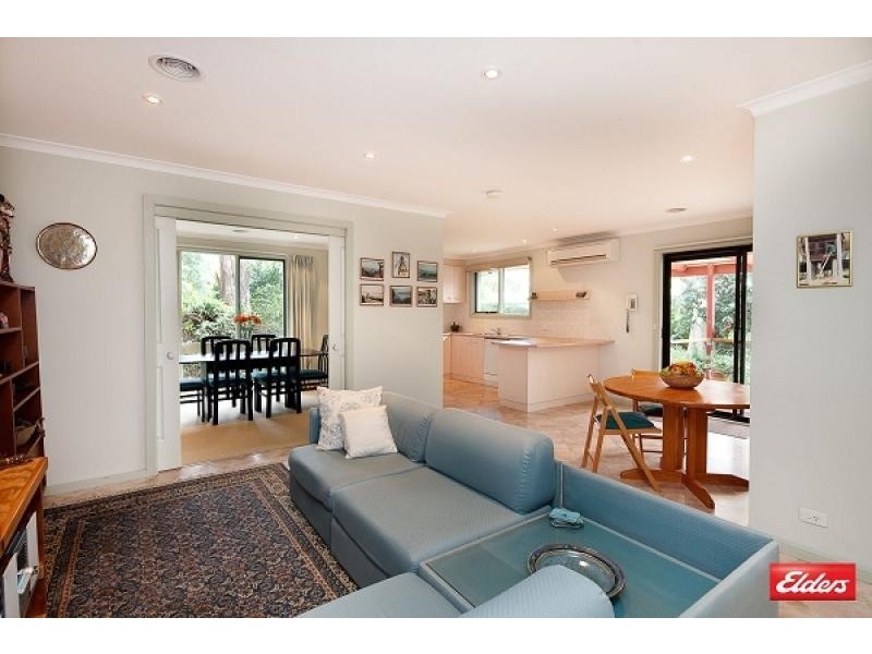 9 Mayo Street, Weetangera ACT 2614