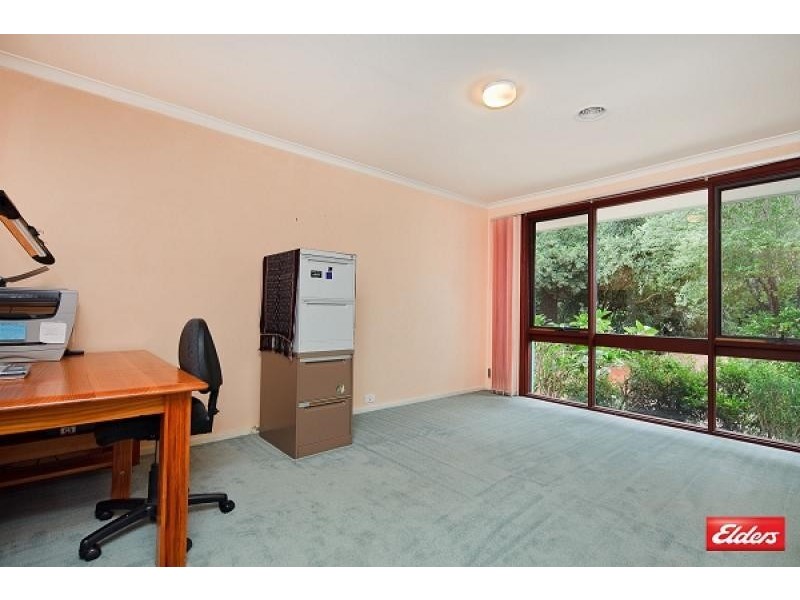 9 Mayo Street, Weetangera ACT 2614