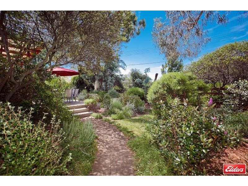 9 Mayo Street, Weetangera ACT 2614