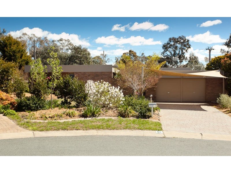 13 Clint Place, Macquarie ACT 2614