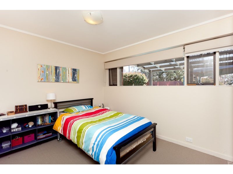 13 Clint Place, Macquarie ACT 2614