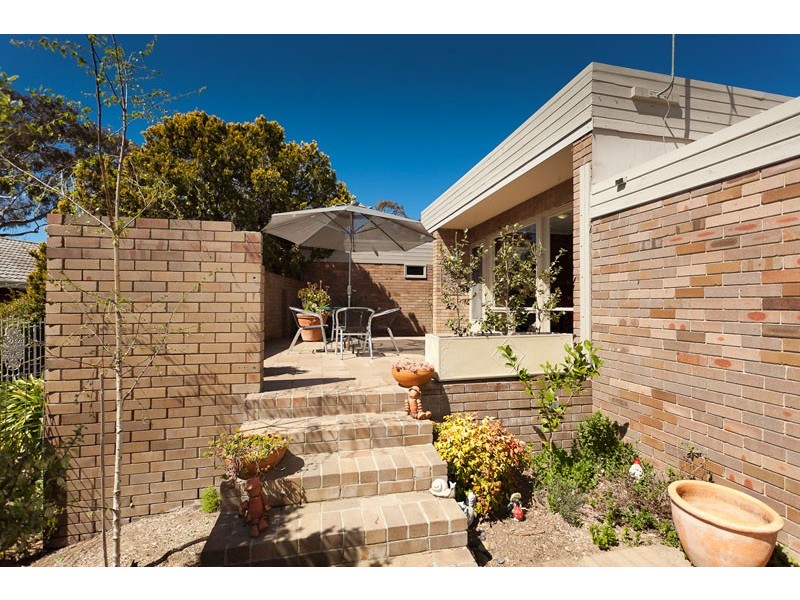 13 Clint Place, Macquarie ACT 2614