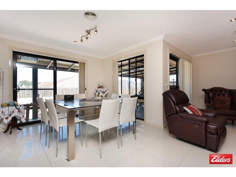 3 Leveque Street, Harrison ACT 2914