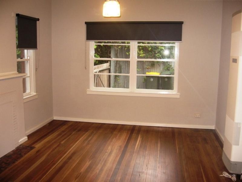 22 McIntyre Street, Narrabundah ACT 2604