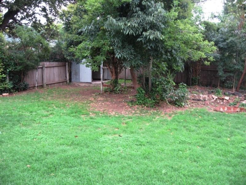 22 McIntyre Street, Narrabundah ACT 2604