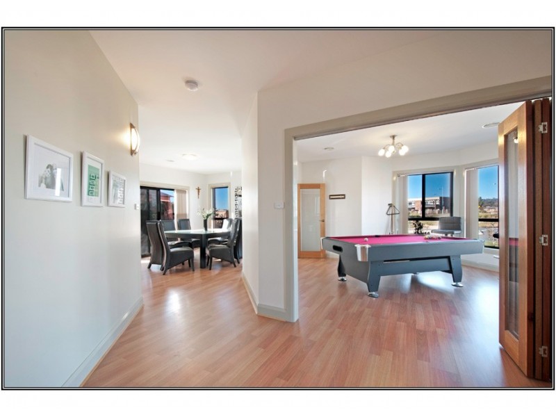 104 Lance Hill Avenue, Dunlop ACT 2615