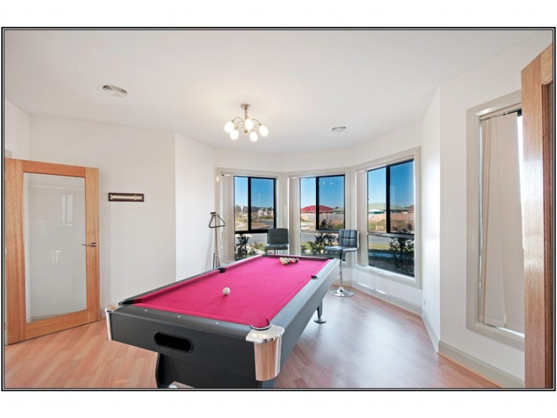 104 Lance Hill Avenue, Dunlop ACT 2615