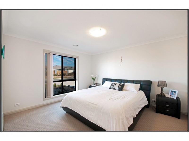 104 Lance Hill Avenue, Dunlop ACT 2615