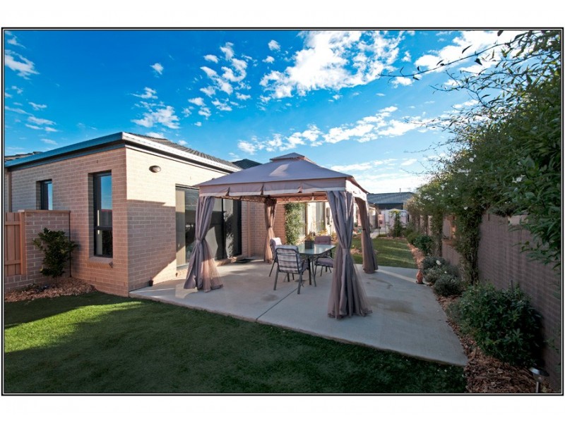 104 Lance Hill Avenue, Dunlop ACT 2615