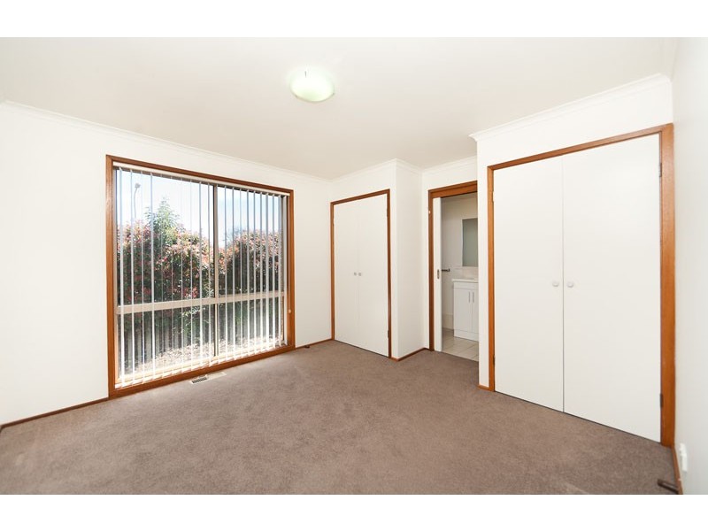 1/4 Gudgenby Close, Palmerston ACT 2913