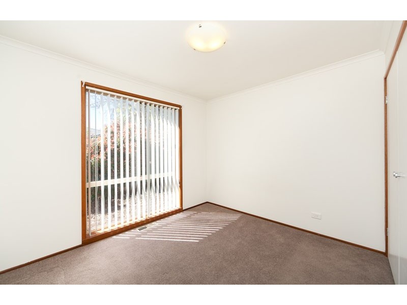 1/4 Gudgenby Close, Palmerston ACT 2913