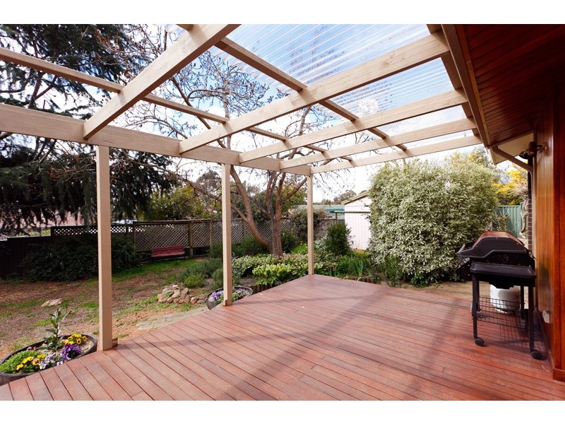 16 Oakes Street, Cook ACT 2614