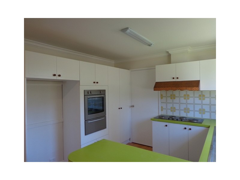 8 Kumm Place, Cook ACT 2614