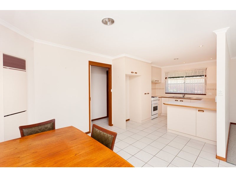 4 McIlwraith Close, Holt ACT 2615