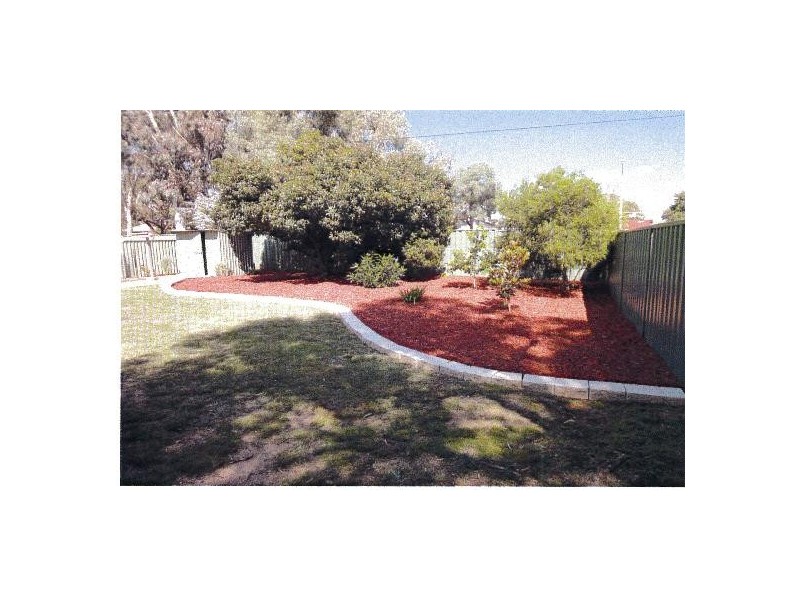 2 De Mestre Place, Holt ACT 2615