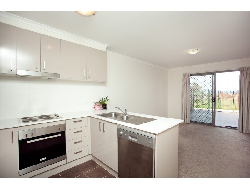 97/75 Elizabeth Jolley Crescent, Franklin ACT 2913