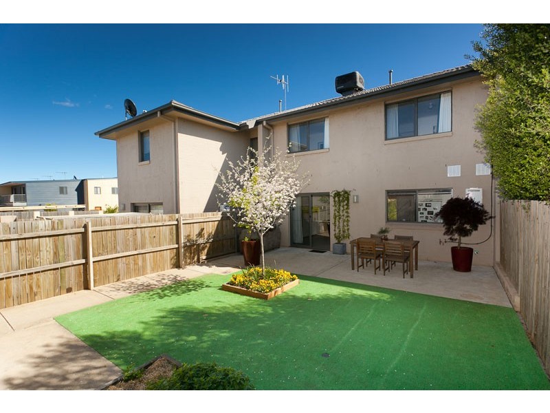 292 Anthony Rolfe Avenue, Gungahlin ACT 2912