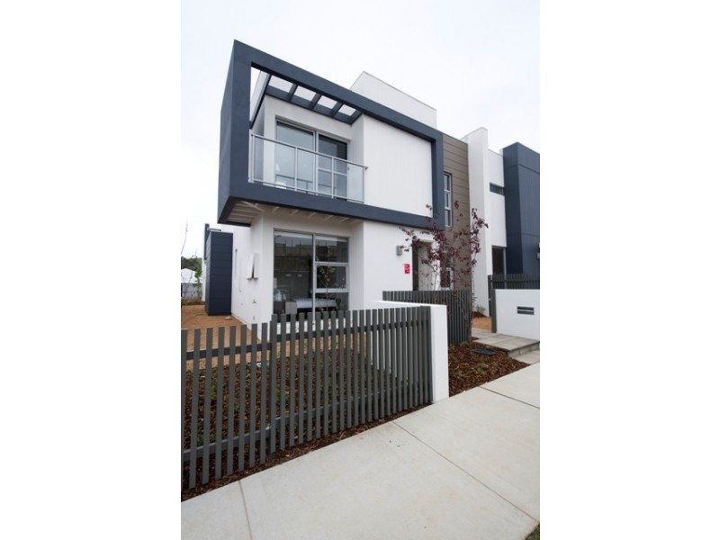 5 Chance Street, Crace ACT 2911