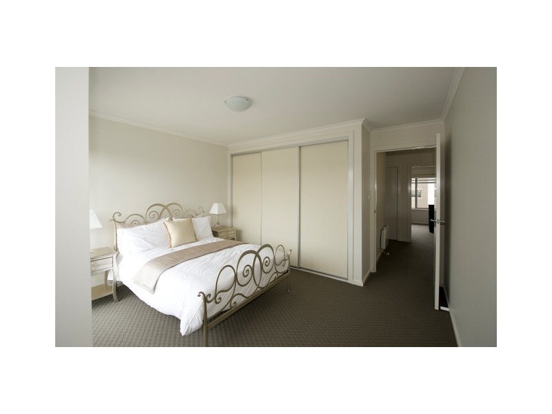 5 Chance Street, Crace ACT 2911