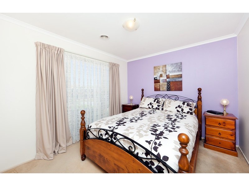 20 Sunshine Loop, Dunlop ACT 2615