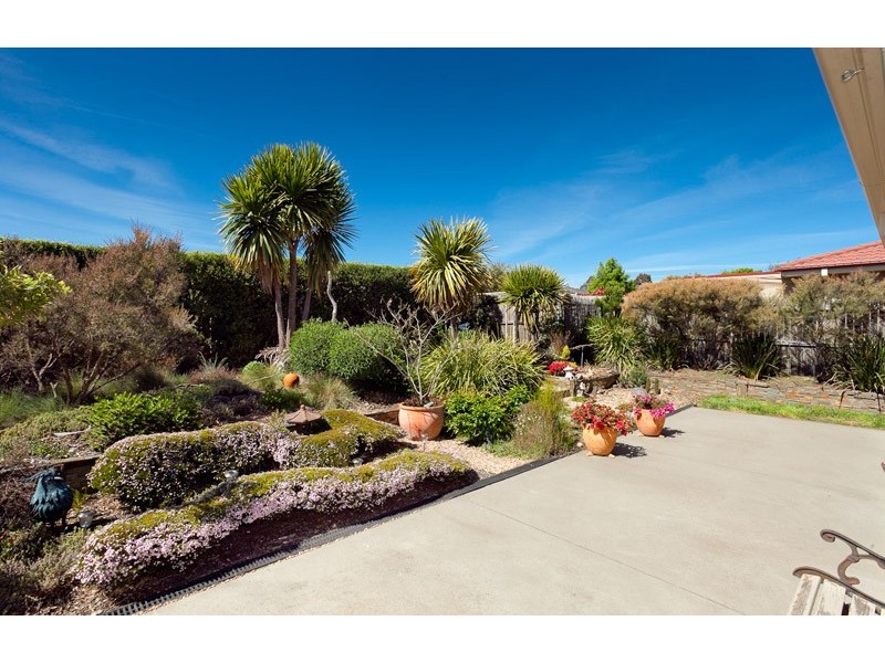 20 Sunshine Loop, Dunlop ACT 2615