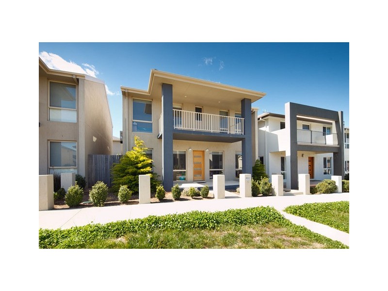 5 Devlin Street, Gungahlin ACT 2912
