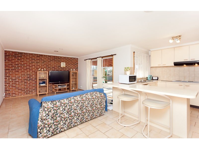 34 St John Crescent, Florey ACT 2615