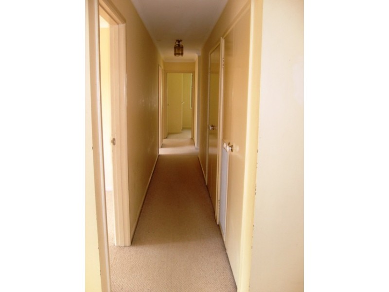 7 Douglass Place, Spence ACT 2615