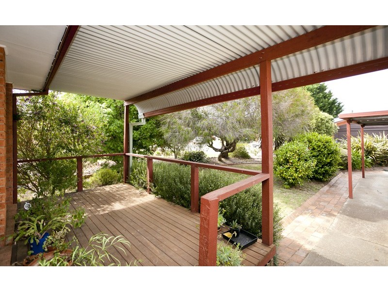 15 Clavert Place, Florey ACT 2615
