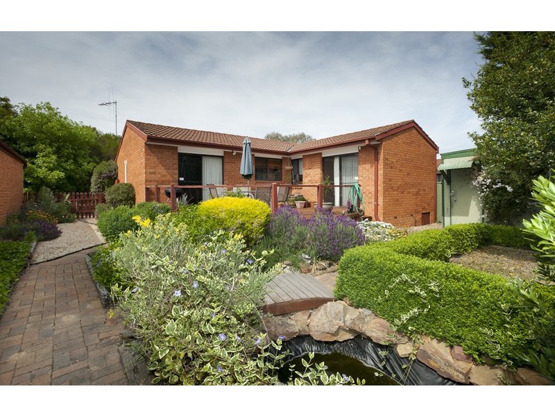 15 Clavert Place, Florey ACT 2615