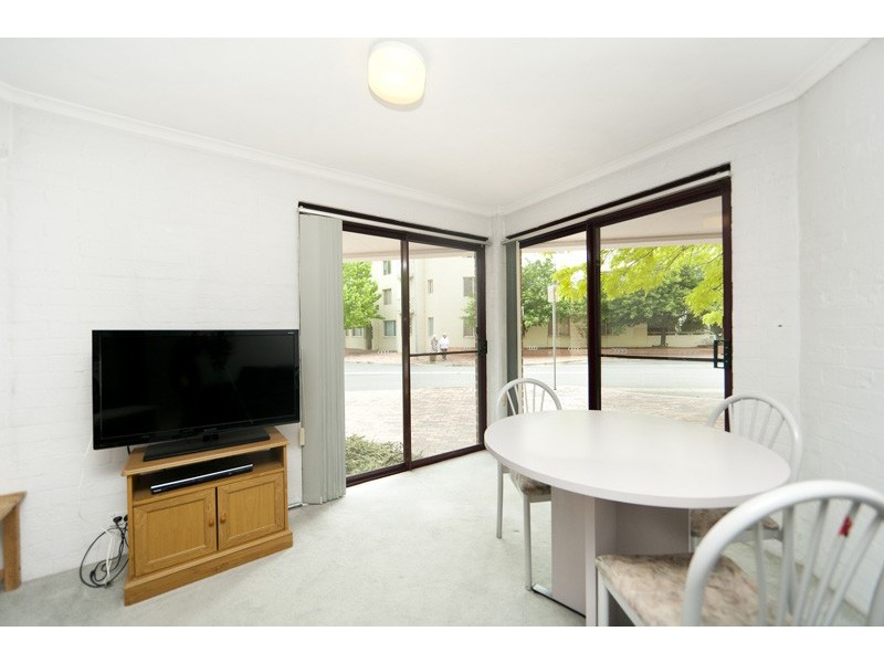 4/131 Port Jackson Street, Phillip ACT 2606