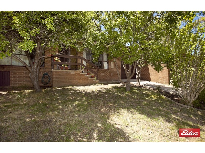 114 Dexter Street, Cook ACT 2614
