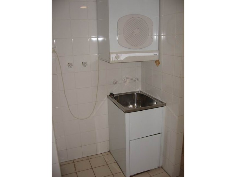 9/60 Henty Street, Braddon ACT 2612