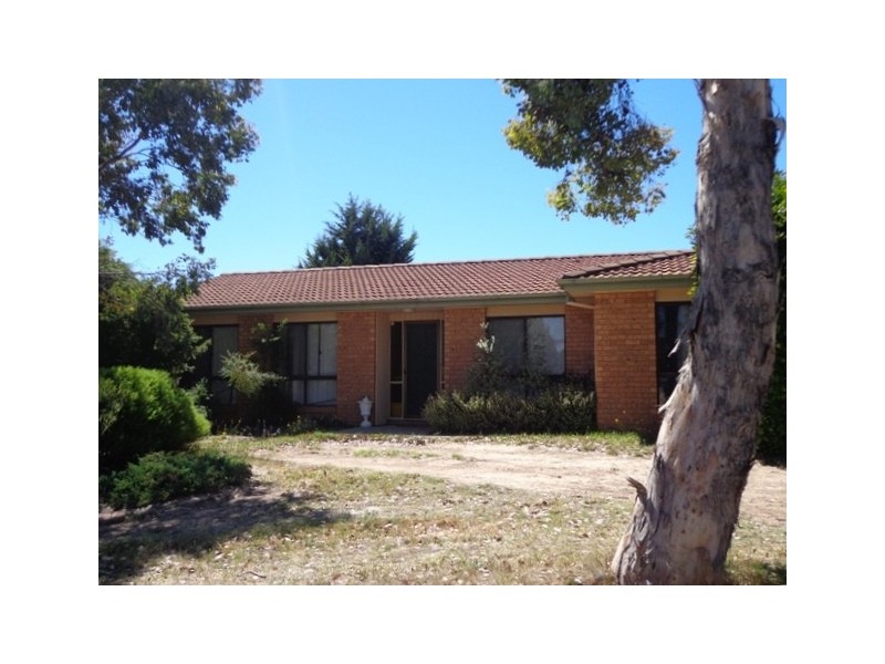 105 Ratcliffe Crescent, Florey ACT 2615