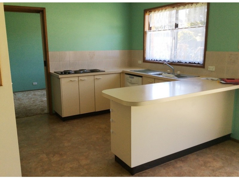 105 Ratcliffe Crescent, Florey ACT 2615