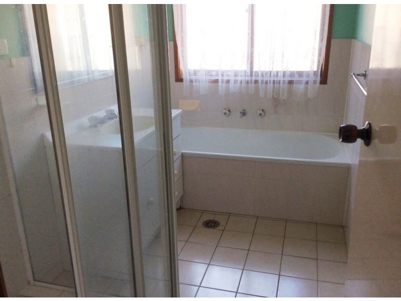 105 Ratcliffe Crescent, Florey ACT 2615