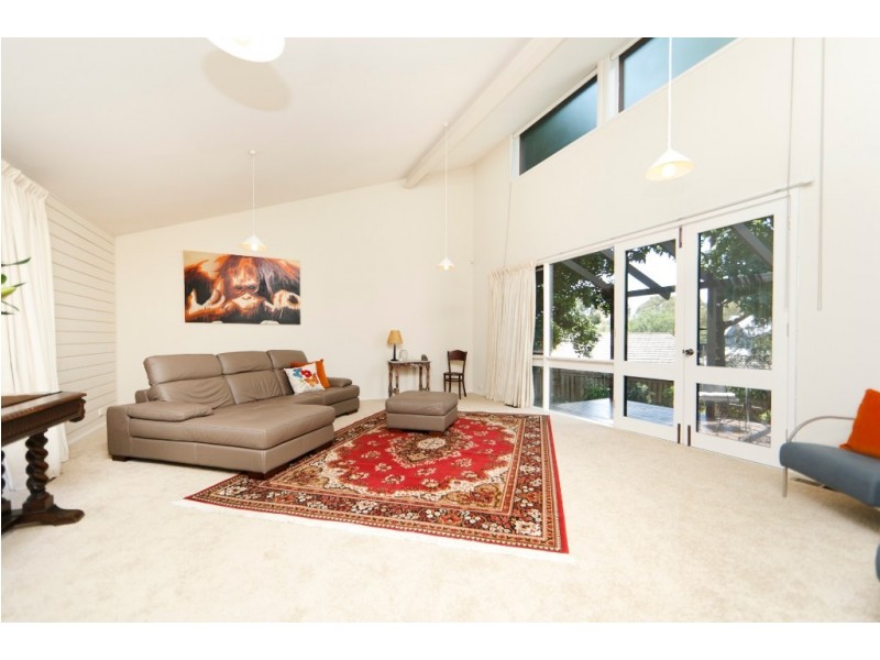 8 Wargi Place, Aranda ACT 2614